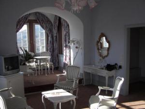 view-of-room-from-near2.jpg