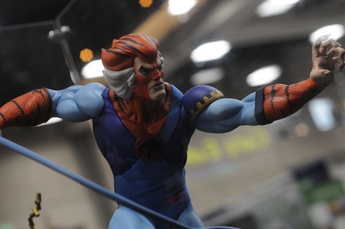 sdcc2012sideshowmiscbig21.jpg